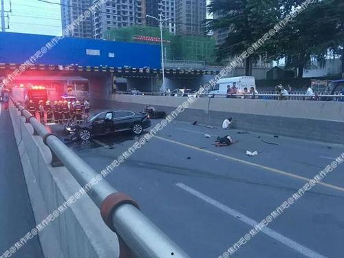 登封市最新爆料车祸事件,惊心动魄的生死瞬间，紧急救援展开